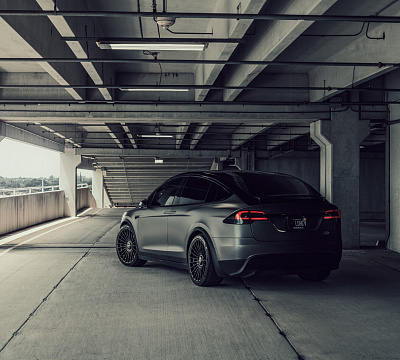 Фото дисков Vossen HF-8 на Tesla Model X