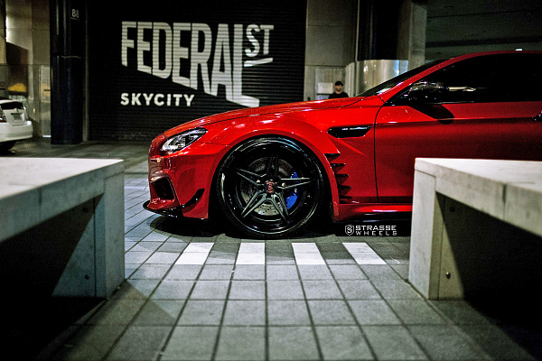 Фото дисков Strasse Wheels SV2 Deep Concave FS Черный сатин на BMW 6/M6 (F06/F13/F12)