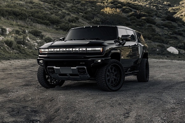 Фото дисков Brixton Forged BX01-M Черный матовый на GMC Hummer EV