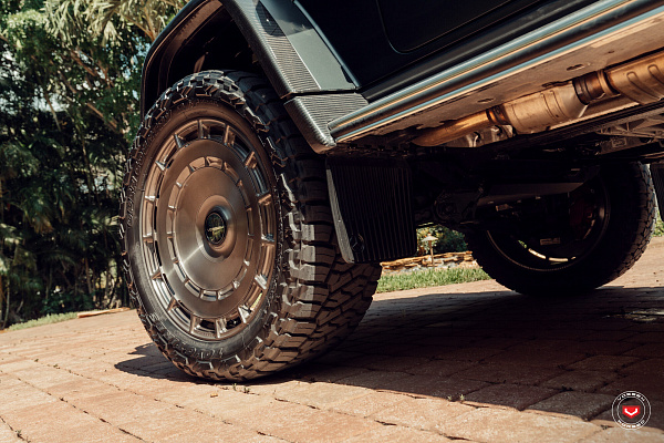 Фото дисков Vossen LC3-11 Глянцевый тонированный лак на Mercedes-Benz G-Class III
