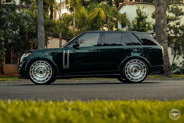 Фото дисков Vossen UV-7 Глянцевый лак на Land Rover Range Rover V