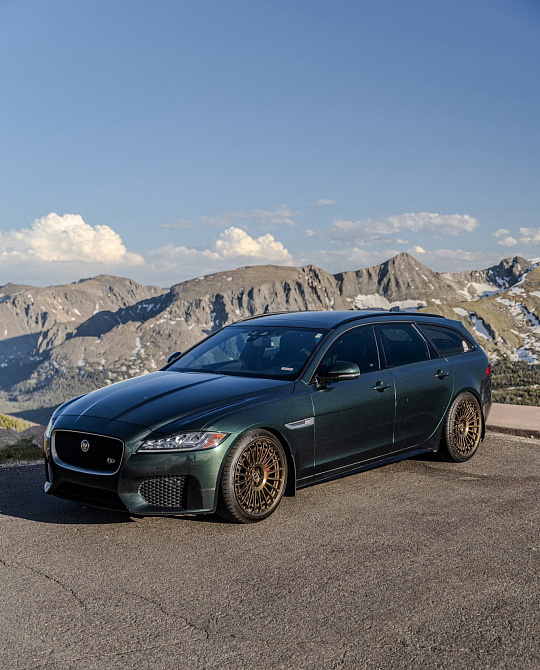 Фото дисков TR11 Глянцевая бронза на Jaguar XF II