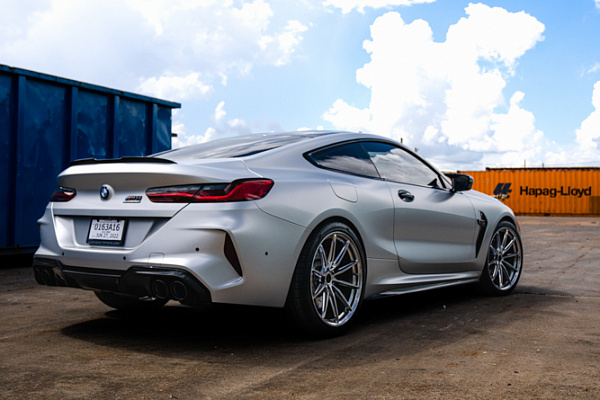 Фото дисков Brixton Forged R11-R Полированный лак на BMW 8/M8