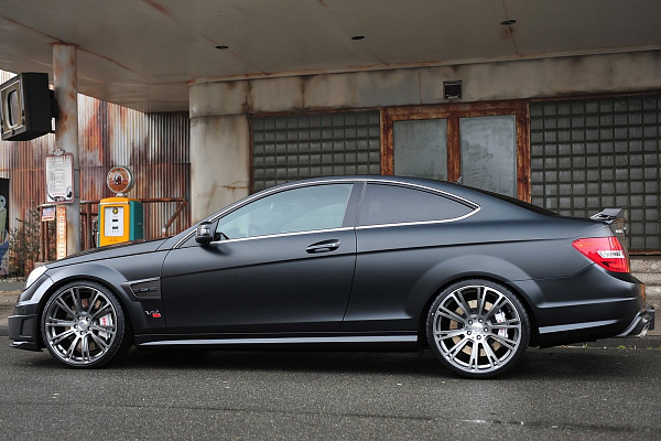 Фото дисков BRABUS Monoblock R Глянцевый графит на Mercedes-Benz C-Class (W204)