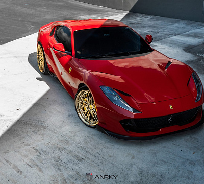 Фото дисков Anrky S2-X1 на Ferrari 812
