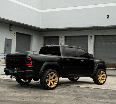 Фото дисков Anrky AN36-S на Ram 1500 V