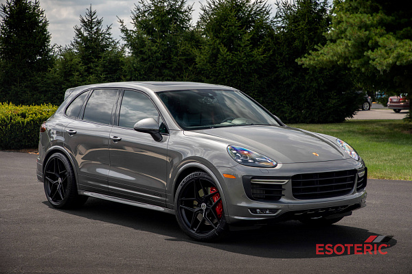 Фото дисков HRE FF11 Черный сатин на Porsche Cayenne II