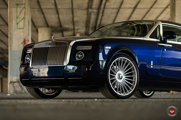 Фото дисков Vossen S17-13 Глянцевый лак на Rolls-Royce Phantom