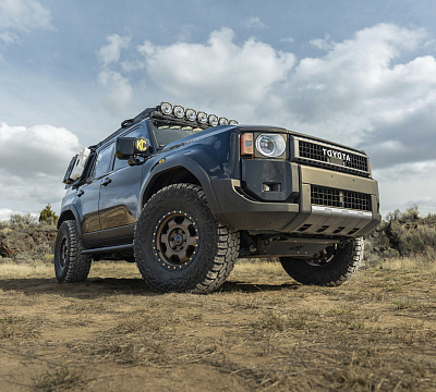 Фото дисков Black Rhino TROOPER на Toyota Land Cruiser Prado 250