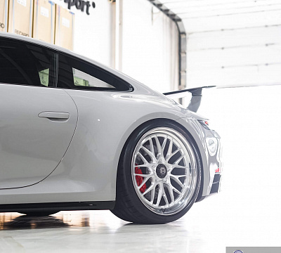 Фото дисков HRE 520 на Porsche 911 VIII