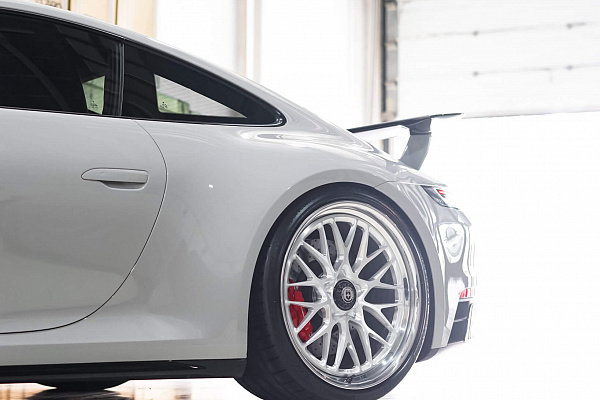 Фото дисков HRE 520 Глянцевый лак на Porsche 911 VIII