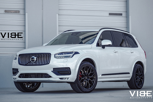 Фото дисков Vossen HF-2 Черный глянец на Volvo XC90 II