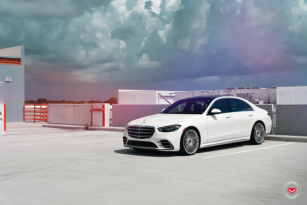 Mercedes-Benz S-Class (W223)