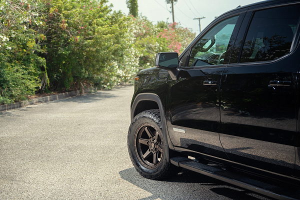 Фото дисков 4PLAY 4PS63 Сатиновая бронза на GMC Sierra IV