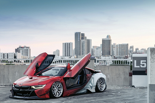 Фото дисков Savini SV83 Глянцевый лак на BMW i8