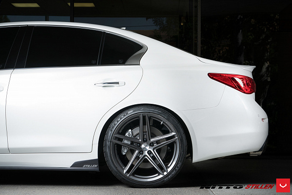 Фото дисков Vossen VFS-5 Глянцевый графит на Infiniti Q50