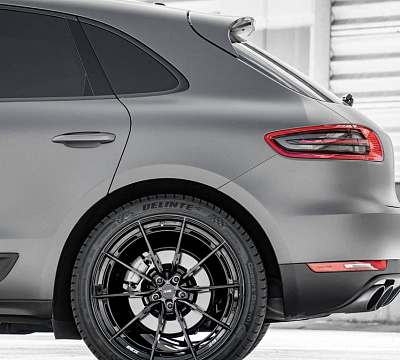 Фото дисков Savini SV-F1 на Porsche Macan I