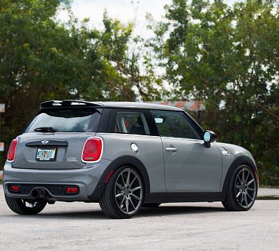 Фото дисков Vossen VFS-1 на MINI Cooper III