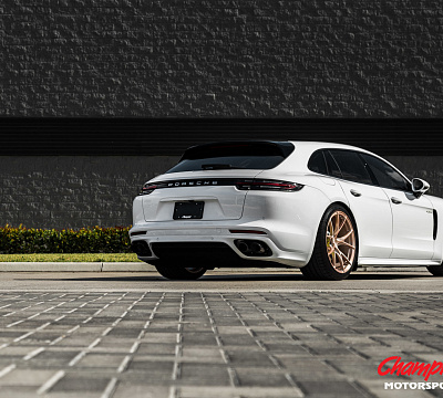Фото дисков Vossen RS74 на Porsche Panamera II