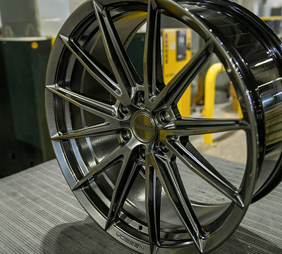Vossen HFX-2 (6-Lug)