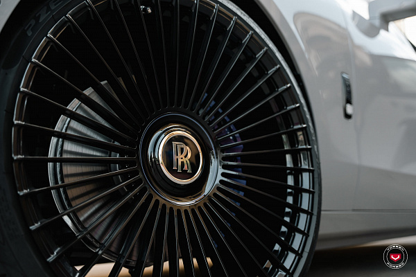 Фото дисков Vossen S17-16 Черный глянец на Rolls-Royce Ghost II