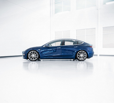 Фото дисков Vossen VFS-1 на Tesla Model 3