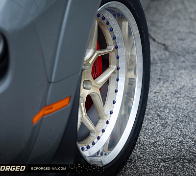 Фото дисков BC Forged LE53 // MLE53 на Dodge Challenger III
