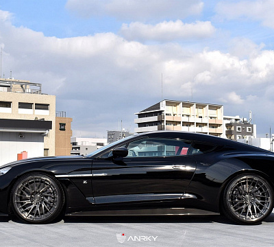 Фото дисков Anrky RS3.2 на Aston Martin Zagato