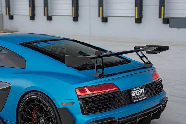 Фото дисков Strasse Wheels SV15FF Deep Concave FS Черный глянец на Audi R8 (4S)