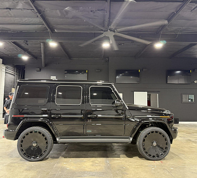 Фото дисков Giovanna Dicotto на Mercedes-Benz G-Class III