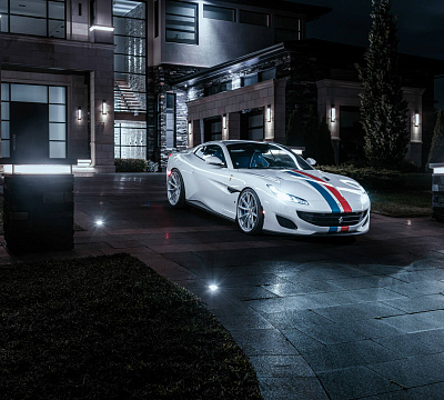 Фото дисков HRE P104SC на Ferrari Portofino
