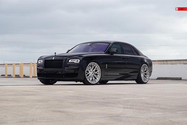Фото дисков Anrky AN30 Глянцевый лак на Rolls-Royce Ghost I