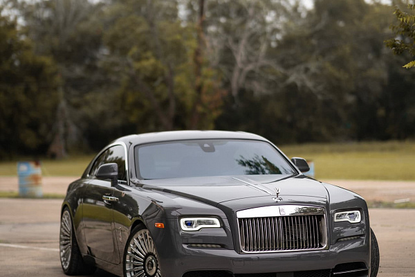 Фото дисков Brixton Forged LX07 Алмазная проточка на Rolls-Royce Wraith