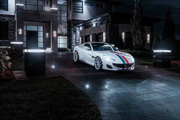 Фото дисков HRE P104SC Сатиновый лак на Ferrari Portofino