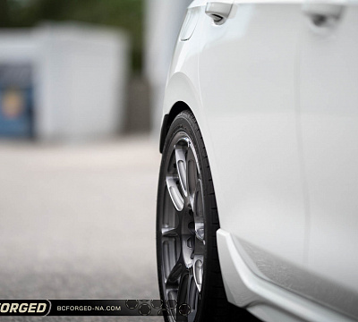 Фото дисков BC Forged KZ15 на Volkswagen Golf VIII