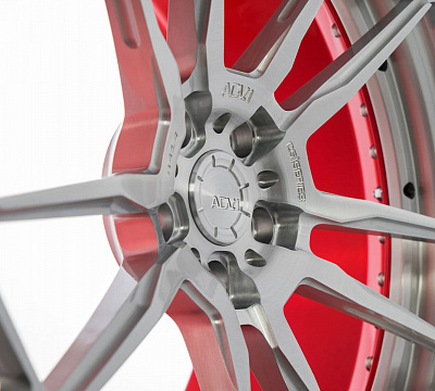 ADV.1 ADV5.3 M.V2 CS