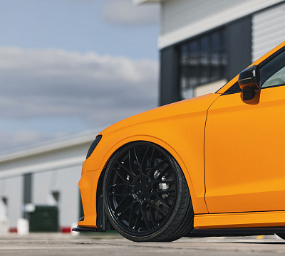 Фото дисков Motegi Racing CM10 на Audi A/S/RS 3 (8V)