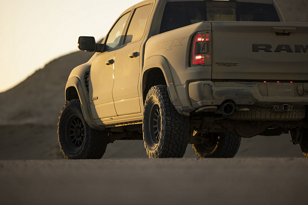 Фото дисков Black Rhino RAPID Черный матовый на Ram 1500 V