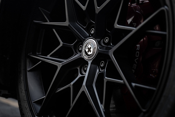 Фото дисков HRE FF10 Черный сатин на Land Rover Range Rover Sport II