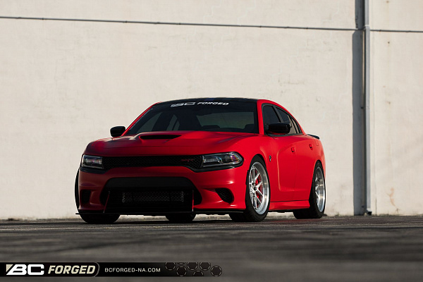 Фото дисков BC Forged LE52 // MLE52 Глянцевый лак на Dodge Charger VII