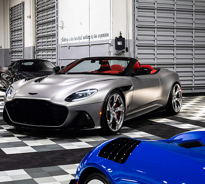 Фото дисков HRE 522M на Aston Martin DBS 3