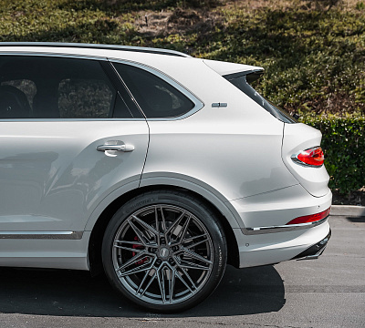 Фото дисков Vossen HF-7 на Bentley Bentayga
