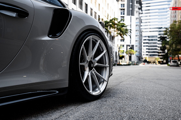 Фото дисков Anrky AN12 Глянцевый лак на Porsche 911 VII