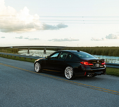 Фото дисков Vossen S21-02 на BMW 5/M5 (G30/F90)