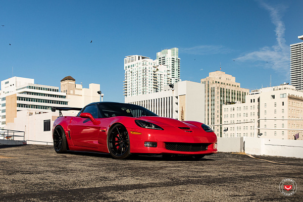 Фото дисков Vossen M-X2 Черный сатин на Chevrolet Corvette C6