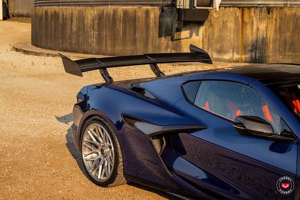 Фото дисков Vossen GEN-03 Глянцевый лак на Chevrolet Corvette C8
