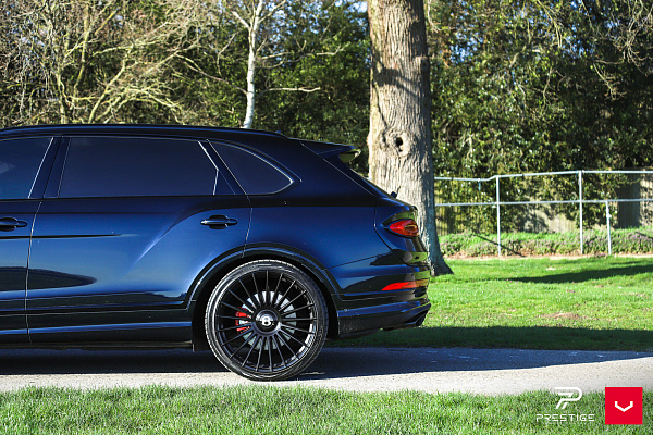Фото дисков Vossen HF-8 Черный глянец на Bentley Bentayga