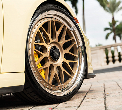 Фото дисков HRE 300 на Porsche 911 VIII