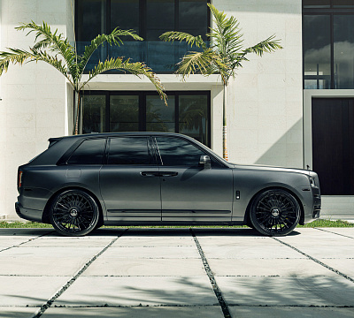 Фото дисков Vossen S17-15T на Rolls-Royce Cullinan