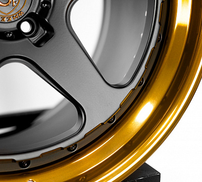 Strasse Wheels S5 Track
